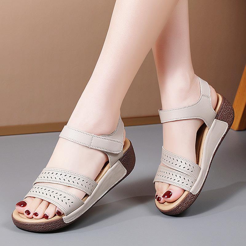 No. Leather big sandals for women, fashionable thick-soled non-slip sandals for women