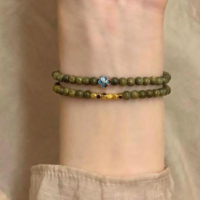 Neues grünes Sandelholz Doppelt Wickelarmband - Unisex Glück Lotus Perlen