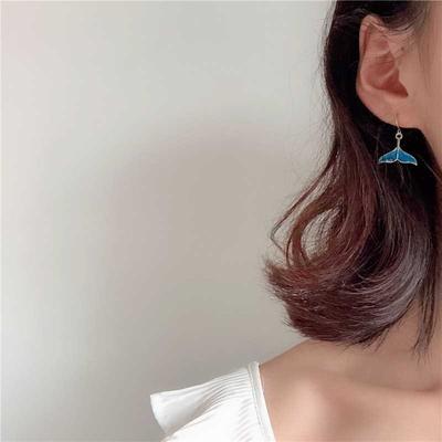 Dongdaemun Temperament Versatile Asymmetrical Dolphin Fish Tail Earrings Personalized Transparent Triangular Crystal Earrings