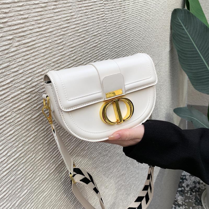 Niche design bag 2025 new spring and summer fashion high-end shoulder bag popular saddle bag women's messenger bag