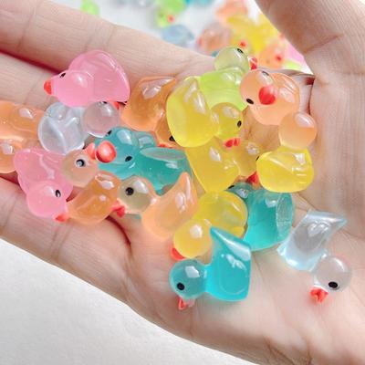 30pcs Mini Resin Colorful Duck Ornament Miniature Figures Tiny Duck Handicraft Micro Landscape Dollhouse Decoration