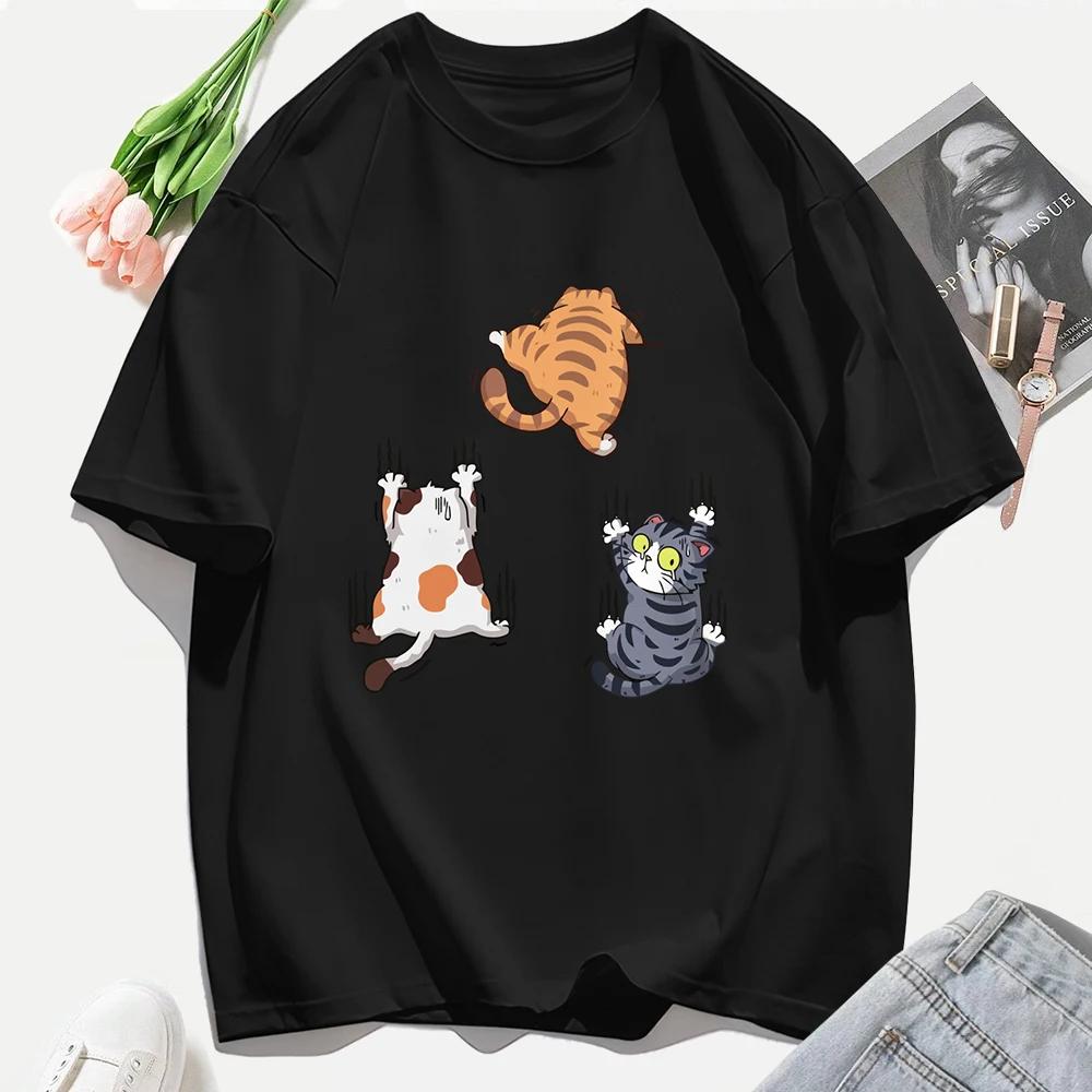 Three Cats Climbing Upwards and Escaping Print T-Shirt Women Soft Y2K T Shirts Casual Woman Clothes Crewneck Tee Tops