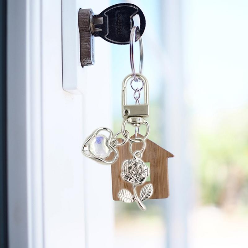 Multipurpose Heart Keychain Charm Portable Keychain Pendant Fashion Sturdy Alloy Accessory for Handbags and Backpacks