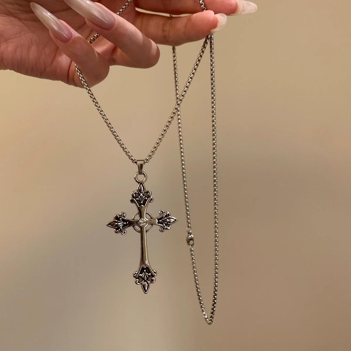 

Fashion Rose Punk Crystal Cross Pendant Necklace Gothic Clavicle Retro Necklace Aesthetic Jewelry Men s Women s Party Gifts