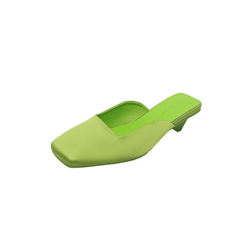 

Настроение для ванны~ Французский квадратный носок, светлый рот, атласные треугольные сандалии и сандалии Мюллера, женская летняя новинка 40