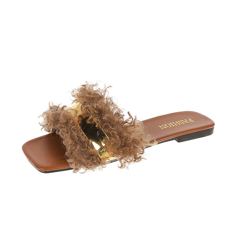 

Xiaoxiangfeng foreign style flat-bottomed slippers women s outer wear 2025 summer new versatile fashion fairy wind one pedal hair drag 42 темно-коричневого кольору