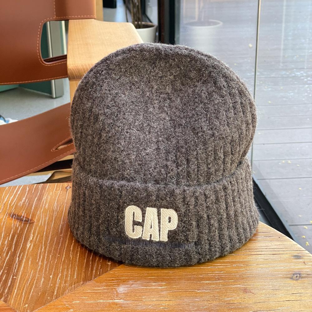 

Осень и Зима Новый Стиль Вязаная Шерстяная Шапка для Женщин Алфавит Универсальная Пара Пуловер Шапка Хип-Хоп Трендовая Теплая и Холодная Шапка для Мужчин one size