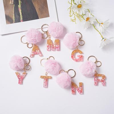 Niedlicher Schlüsselanhänger Rosa Pompom Fellkugel 26 Buchstaben Schlüsselanhänger Harz Schlüsselanhänger Handtaschenanhänger Für Frau Ornamente Accessoires Geschenk