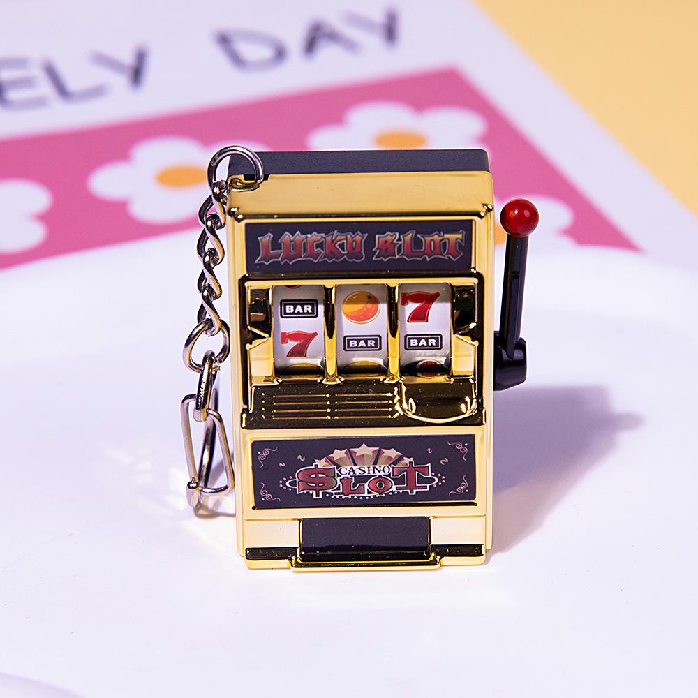 Retro Joystick Fruit Machine Keychain: Playable Spin Wheel Pendant Toy