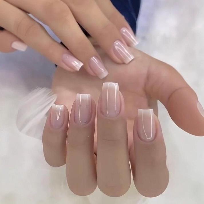 Съемные ногти с белым градиентом – Трендовые европейские и американские наклейки для дизайна ногтей