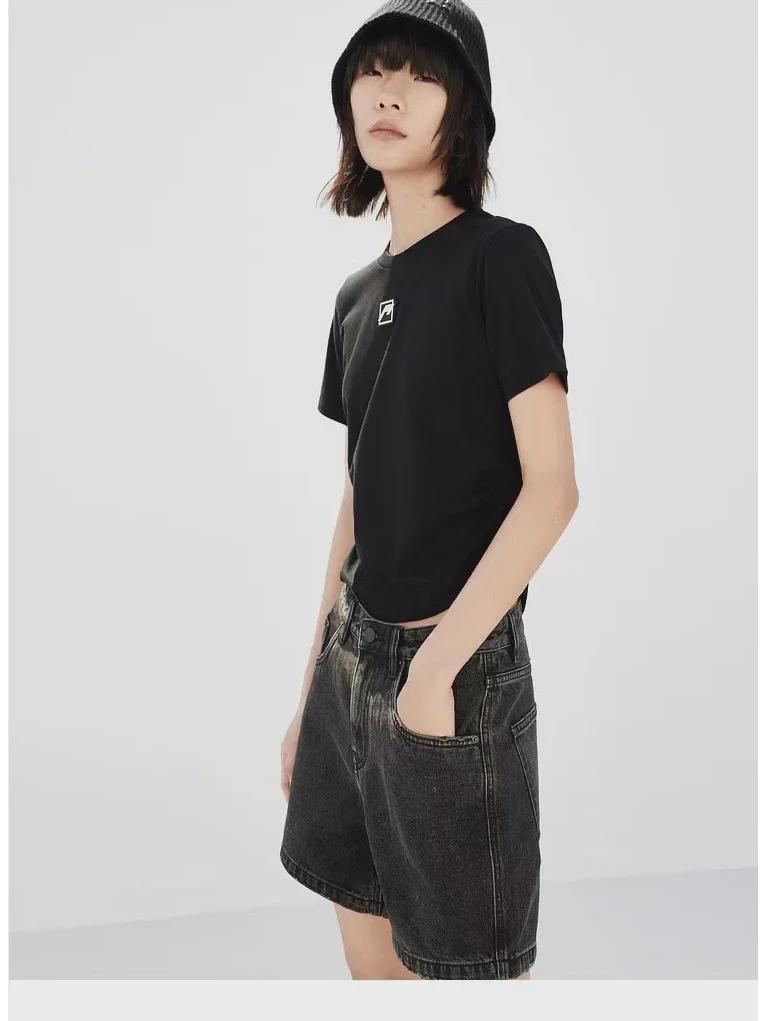 MO*CO Damen 2025 Frühling/Sommer Gummi-Patch Cropped T-Shirt - Kurzarm, Rundhalsausschnitt, Geraffter gebogener Saum