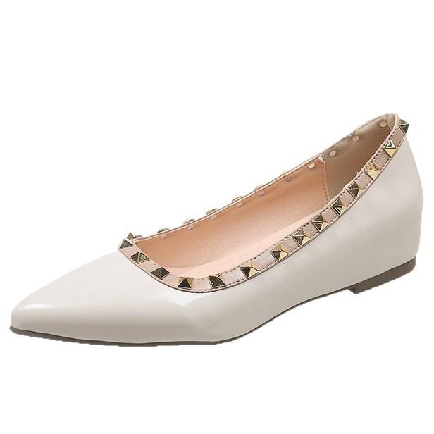 Nude pointed high heels, light mouth large size, new French inner heightening rivets 2025 spring temperament single shoes