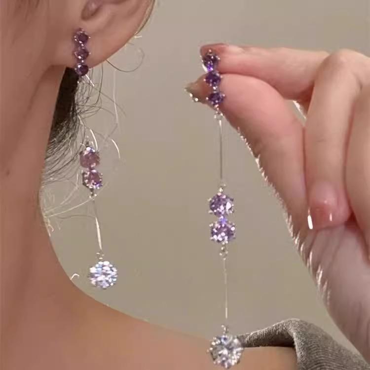 Серьги-пусеты с бахромой из фиолетового циркона 2026 новый дизайн длинных серег серьги