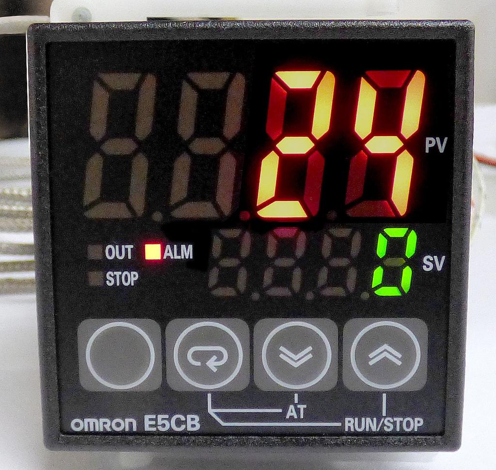 Omron Thermac Temperature Controller (E5CB-Q1TCD AC/DC24)