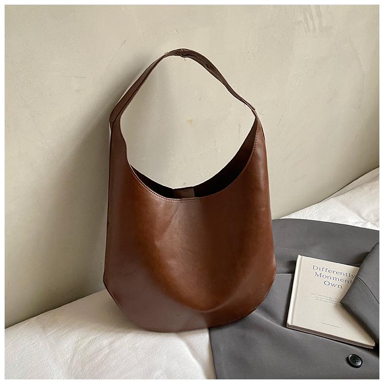 Large-capacity Tote Bag for Commuting To Work, Women's Single-shoulder Bag, Casual and Niche Hand-held Armpit Bag