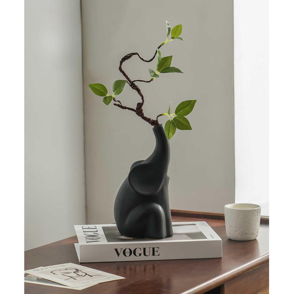 Nordic Modern Elephant Vase - Ceramic Ornament for Living Room, Sideboard, or Entrance Hall Display. A Perfect Housewarming Gift.