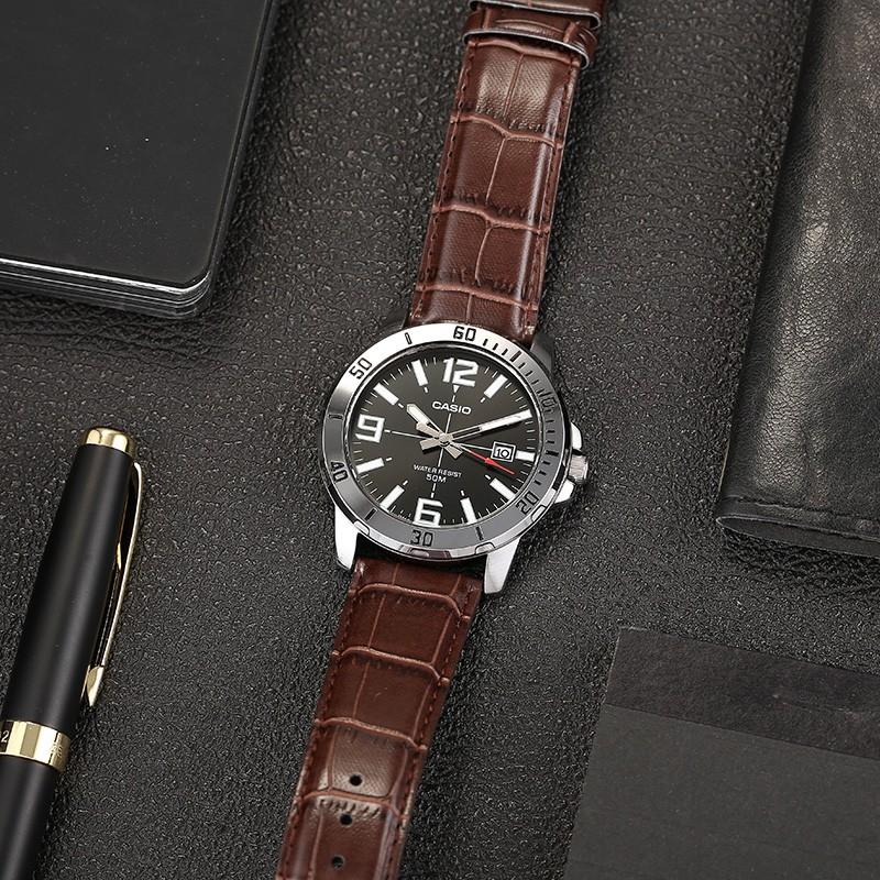 Casio STANDARD Series Fashionable Business Casual Waterproof Classic Pointer Date Display Quartz Movement Leather Strap Japanese and MTP-VD01L-1BV