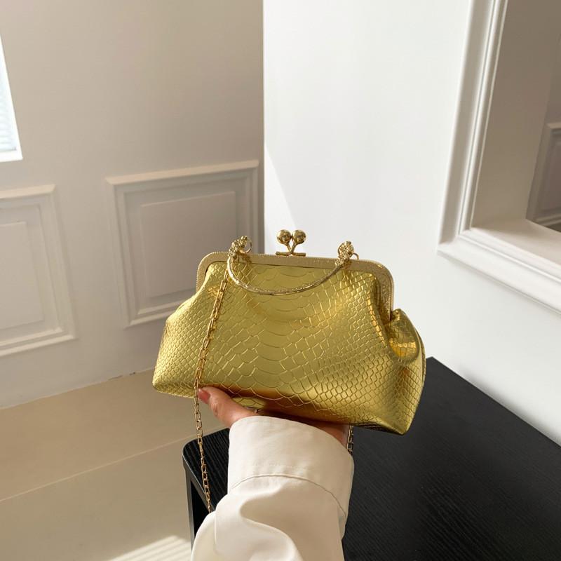 Trendige Urbane Minimalistische Damen Tasche Mit Krokodilmuster Und Kettenriemen Für Den Täglichen Gebrauch