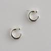 MIDNIGHT MOMENT Curve Earring - Silver