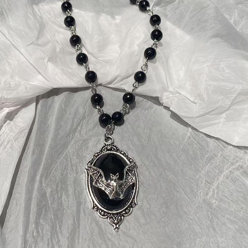 Gothic Bat Cross Pendant Necklace Women's Retro Y2K Heart-shaped Black Bead Necklace Sweater Chain