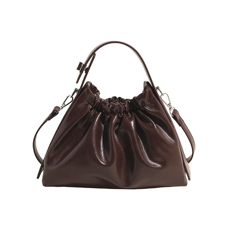 2026 New Fashion Portable Cloud Bag Femininity One Shoulder Crossbody Niche Design Hong Kong Style Folded Handbag