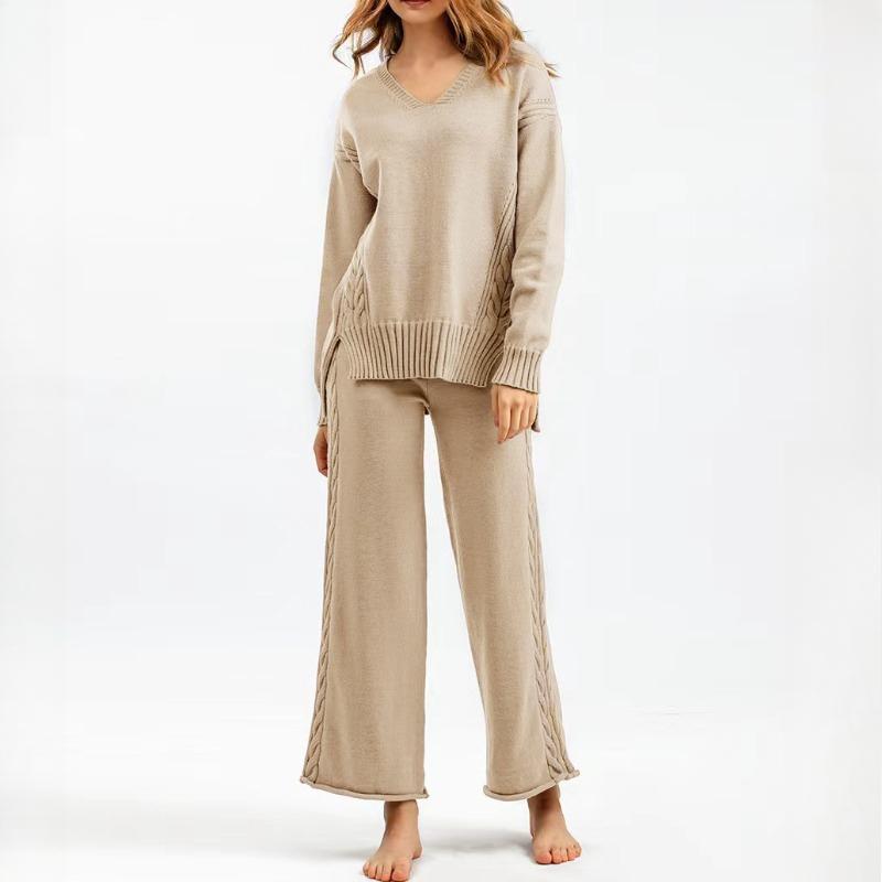 Laid-back Loose Pullover Sweater Set for Women's Autumn and Winter, Simple Wide-leg Pants, Stylish Knitted V-neck Two Sets