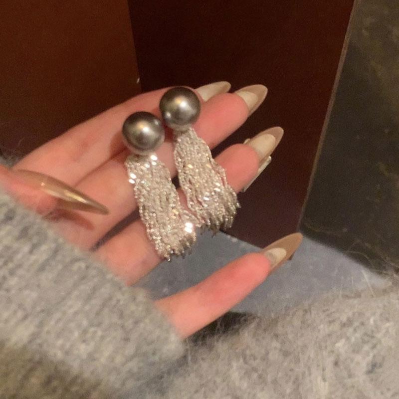 Korean Luxury Long Chain Tassel Stud Earrings for Women Imitation Pearl Drop Earrings Jewelry
