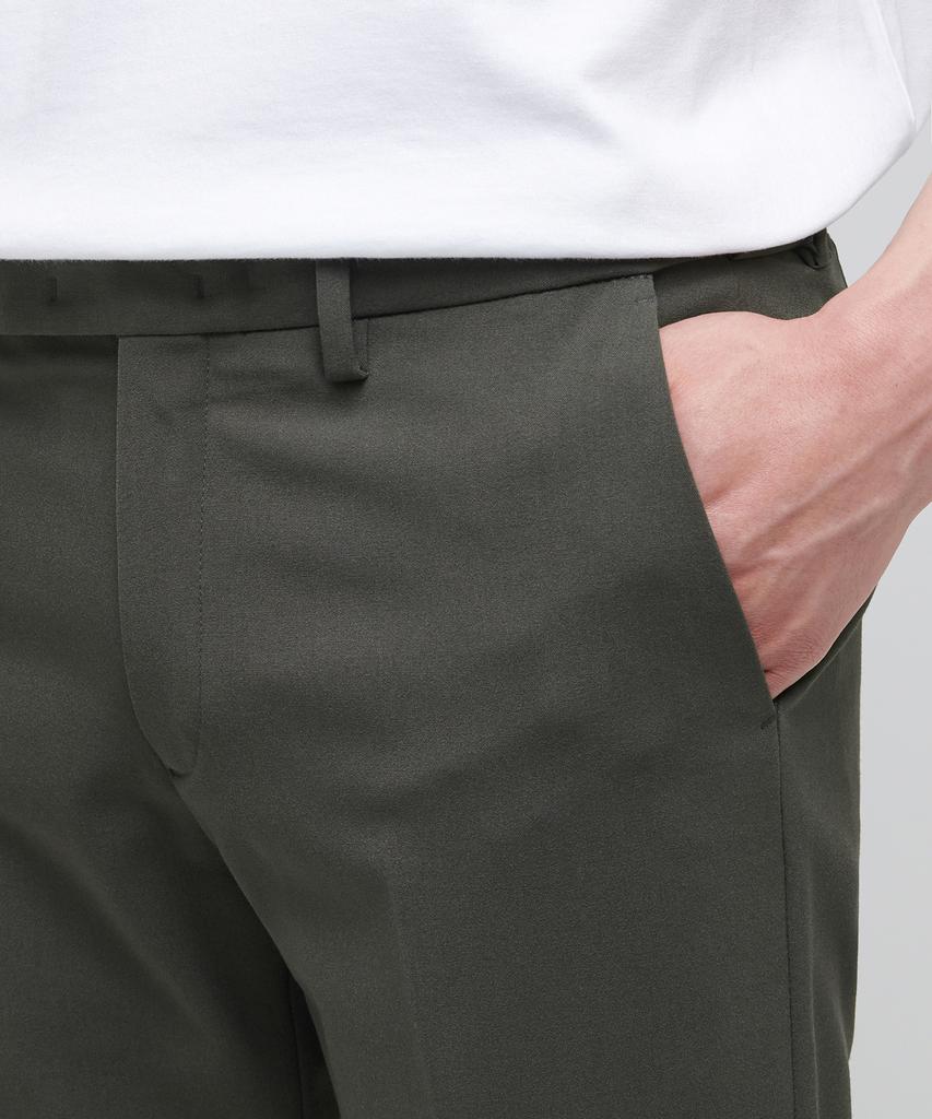 MUSINSA STANDARD Lightweight Skinny Hidden Elastic Waist Crop Slacks [Dusty Khaki]