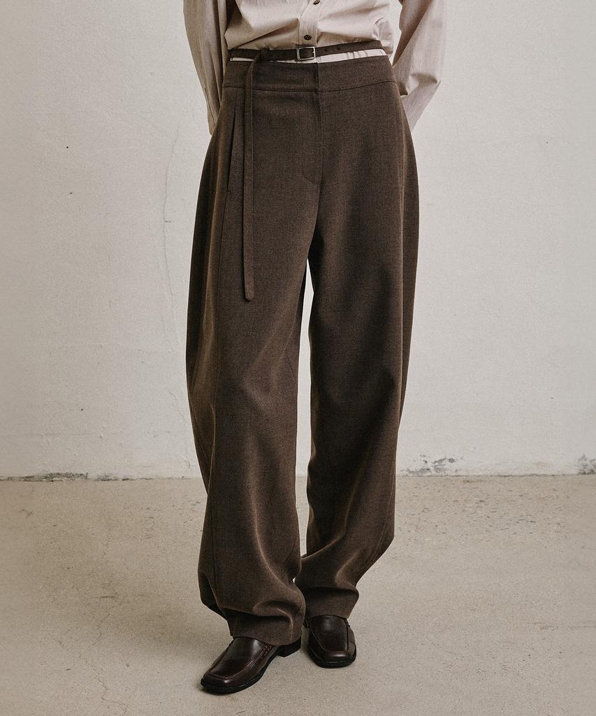 ARTID Flow Wool Belted Curved Slacks_Brown