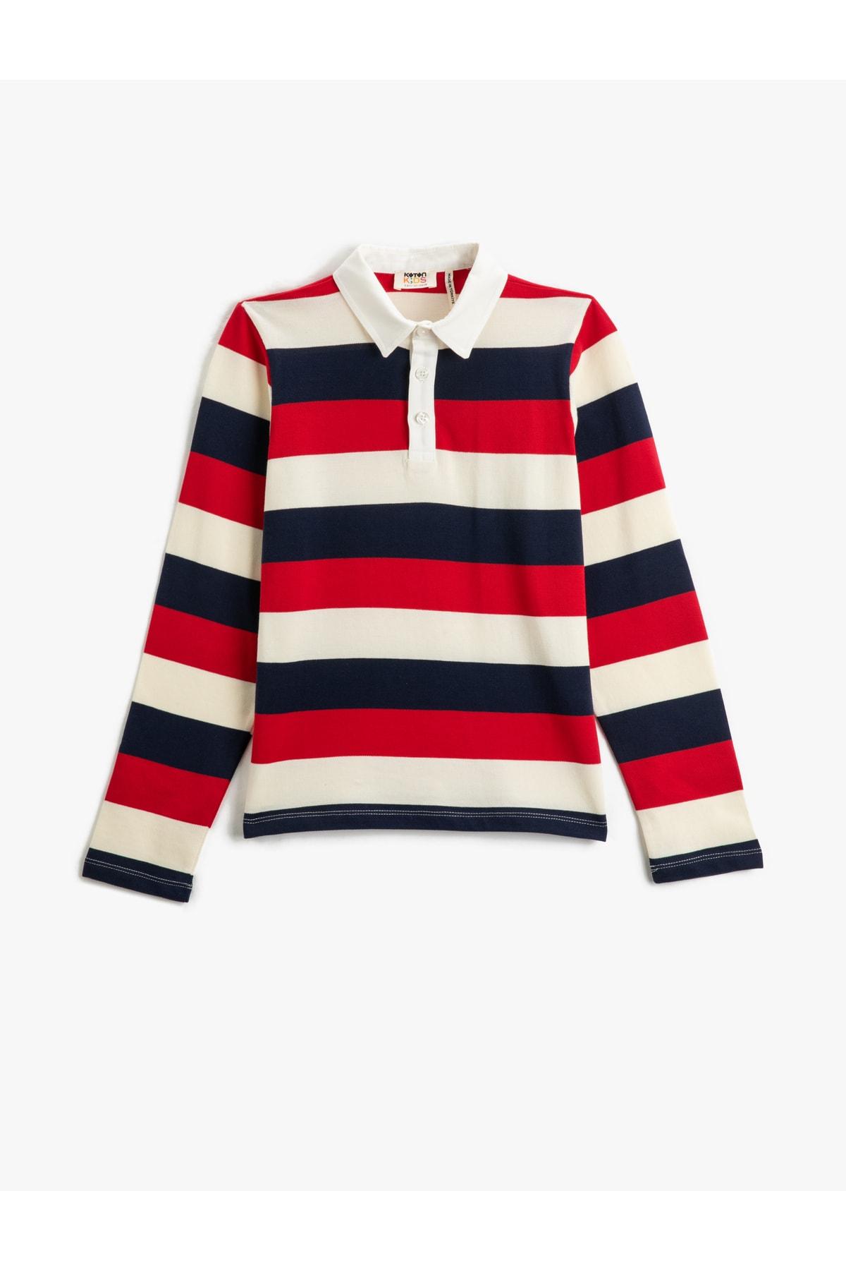 

Футболка - Красная - Классический крой..