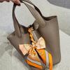 2025 Minimalist Veggie Basket Bag: Lychee Grain Cowhide, Fashionable & Spacious Handbag