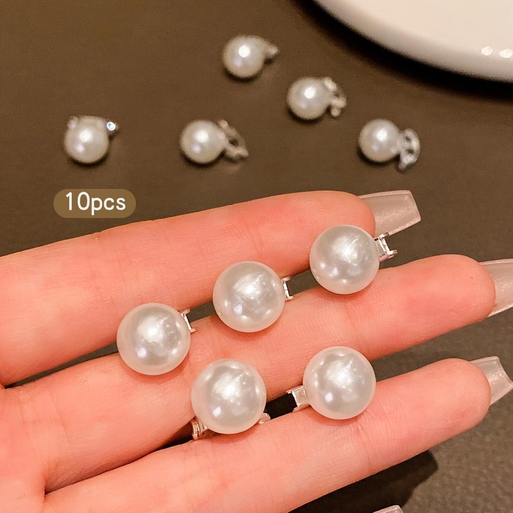 Sweet Pearl Like Hair Clips Suitable for Everyday Use