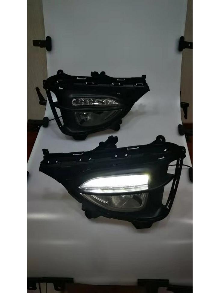 Fits 2018-2019 Hyundai I20 daytime running lights and fog light frames.