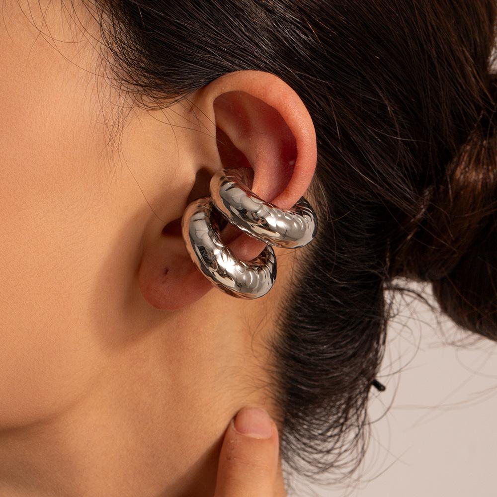 Golden Color Stainless Steel Texture Round Chunky Ear Cuff Clip Earrings for Women Punk Extra Large Earclips Without Pierced