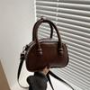 Textured Small Bag 2025 Niche Design Spring New Fashionable Simple Shell Bag Women's Shoulder Messenger Bag