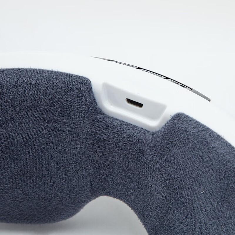 Multi-mode Eye Massager with Heat Compression