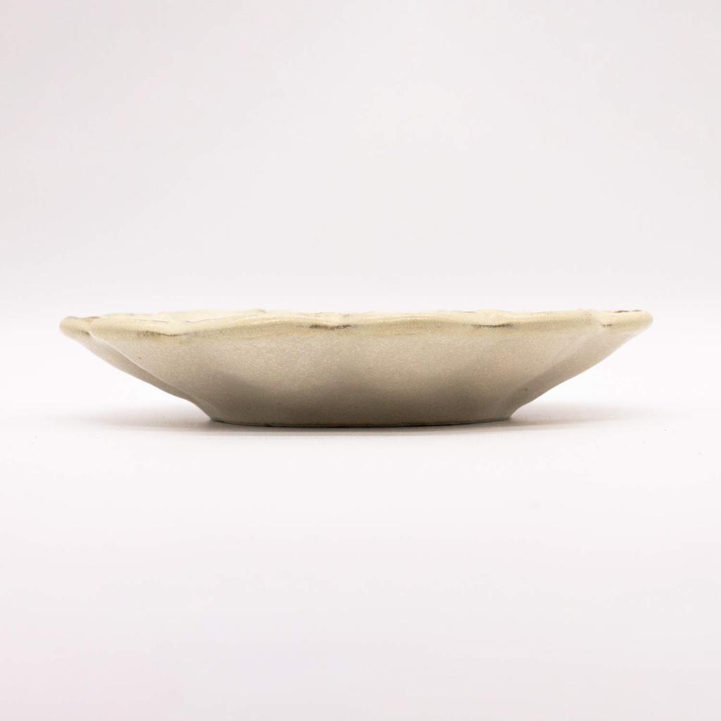 Mino Ware Kaneko Kohei [Linker] Plate, Medium Plate, White, Rinka, Diameter Approximately 17cm, Microwave and Dishwasher Safe, Made In Japan 555-0006