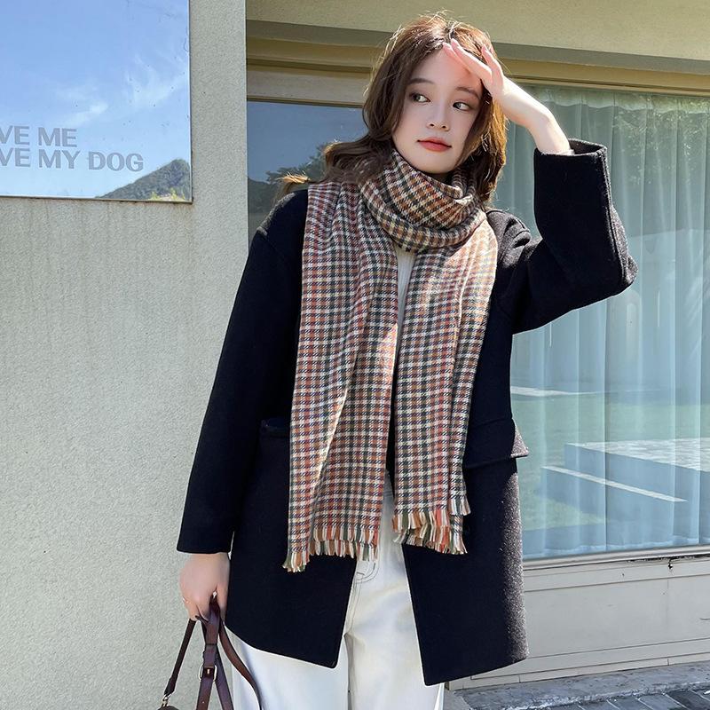 Petit foulard à carreaux Foulard doux imitation cachemire pour femme Foulard moyen et long Châle Foulard chaud