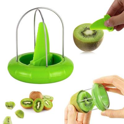 Sbuccia Frutta Strumento Sbuccia Kiwi Senza Sforzo con Lama in Acciaio Inossidabile Manico Ergonomico Gadget da Cucina Multifunzione