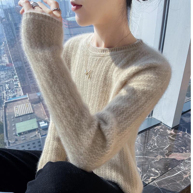 Women's Loose Casual Merino Wool Round Neck Sweater - Solid Color Wavy Pattern (Autumn/Winter Collection)
