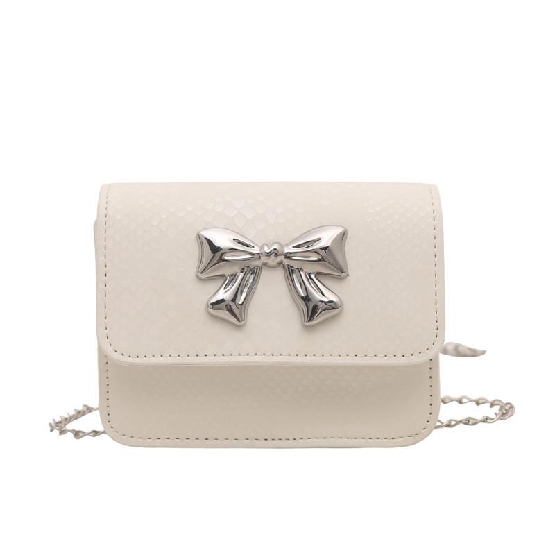 2025 spring and summer new personalized fashion season shoulder messenger bag bag women's trend casual commuter portable small square bag