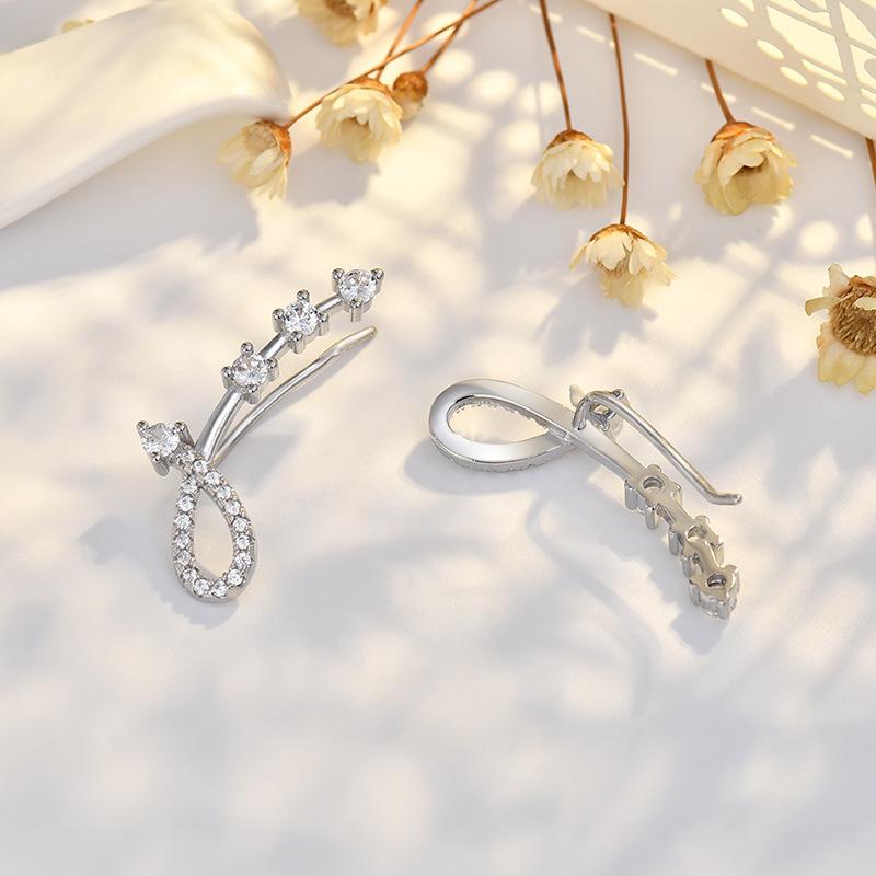 BELLA BOX High-end French Vintage Zirconia Ear Bar Clasp For Women With No Ear Holes, Featuring A Unique And Exclusive Style.