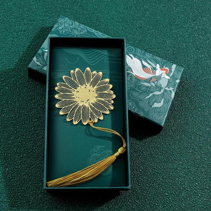 Top Quality Chinese Style Handmade Book Mark Golden Rose Lotus Flower Bookmarks Reading Marker for Book Lover Gifts for Friend