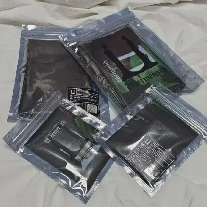 

Gd Weavermanche Photo Card Set + Post Card Set - Sealed