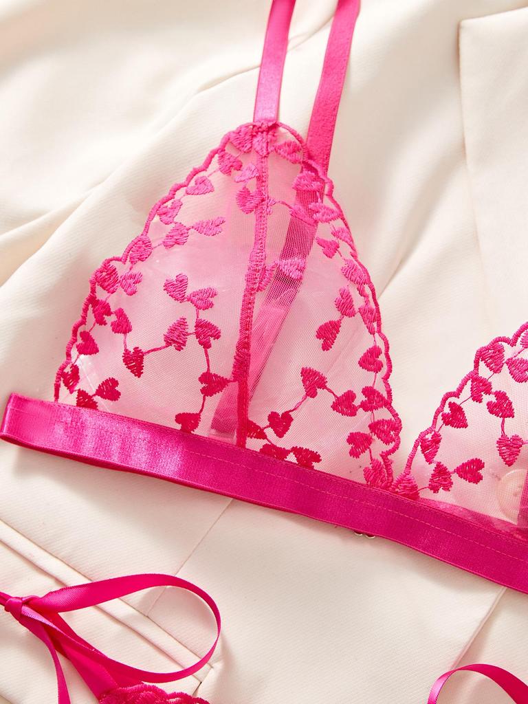 European & American Autumn Love Heart Bowknot Lingerie: Sexy Sheer Embroidered Design