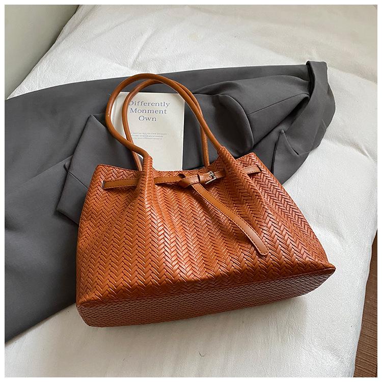 Retro Tragetasche, Unterarmtasche mit großem Fassungsvermögen, Hoher Erscheinungsgrad, Ein-Schulter-Tasche, Modische Pendler-Großtasche