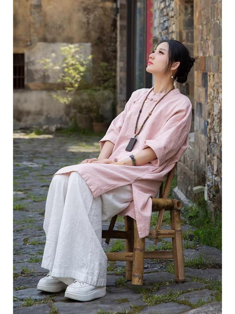 Vintage-Inspired Cotton Linen Qipao: Frog Button Women's Long Shirt