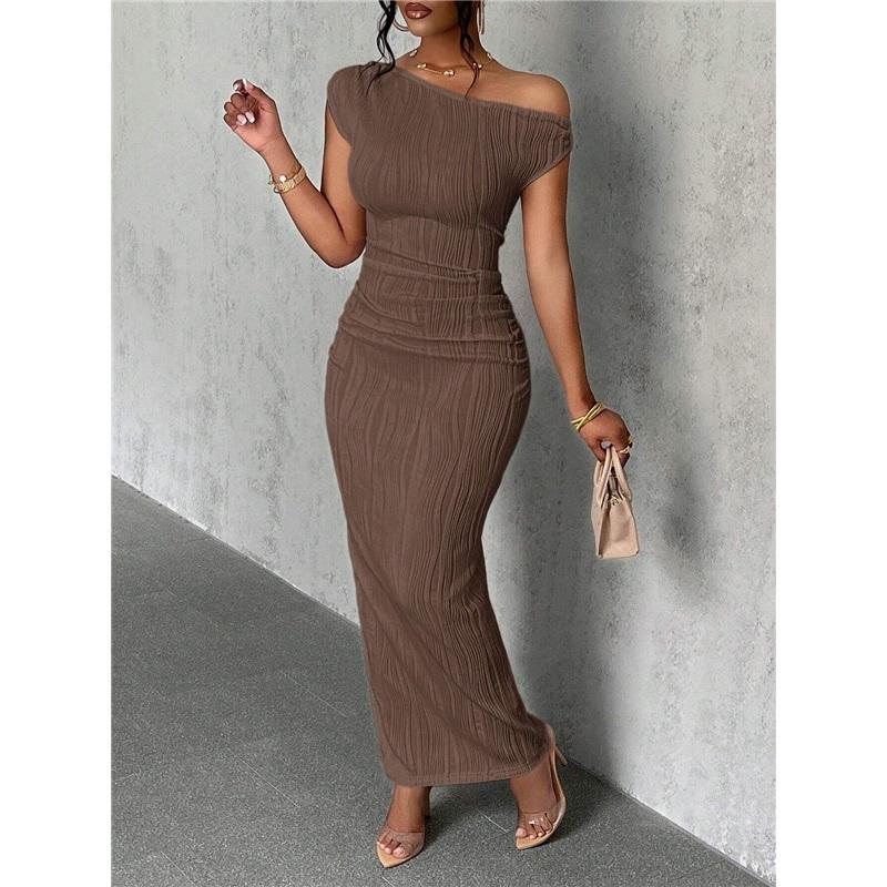 Sexy Solid Color Dress Cute Slim Water Ripple Diagonal Shoulder Dress
