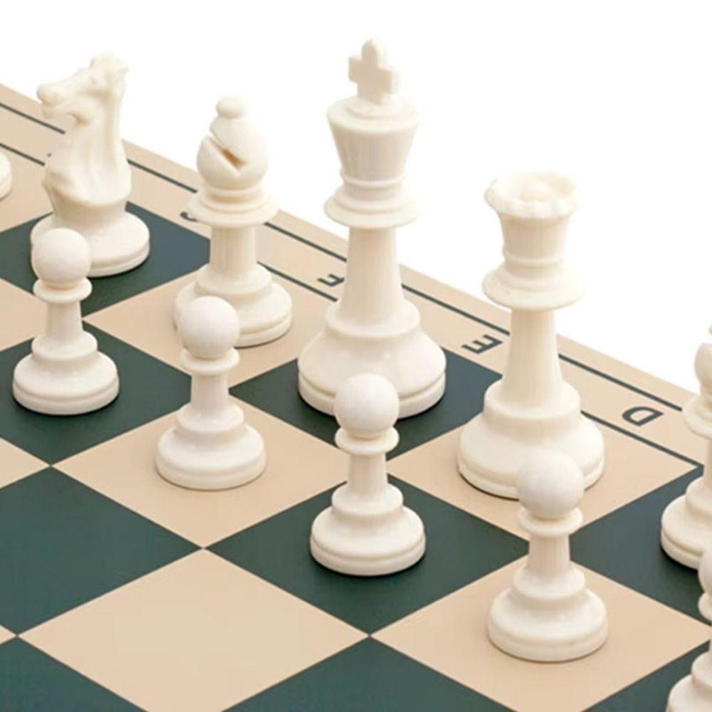 32PCS Delicate Black White Chess International Chess Game Word Chess Set  Standard Tournamen