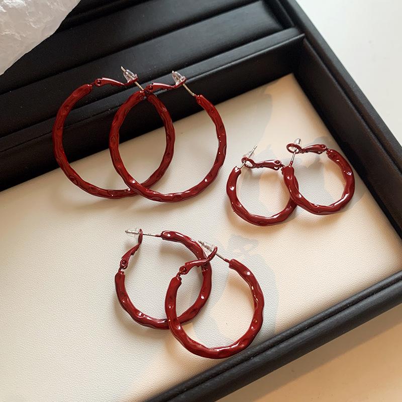 Ankola red round plain ring earrings retro Hong Kong style high-end earrings light luxury temperament versatile earrings